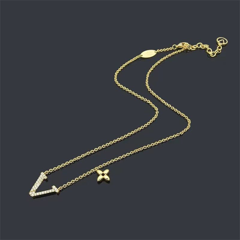 Designer Gold For Women Pendant Necklace Elegant L Necklaces High Quality Wedding Jewellery Letters Jewelry Party Gift Necklace Chain 00B4 - 5 of 5