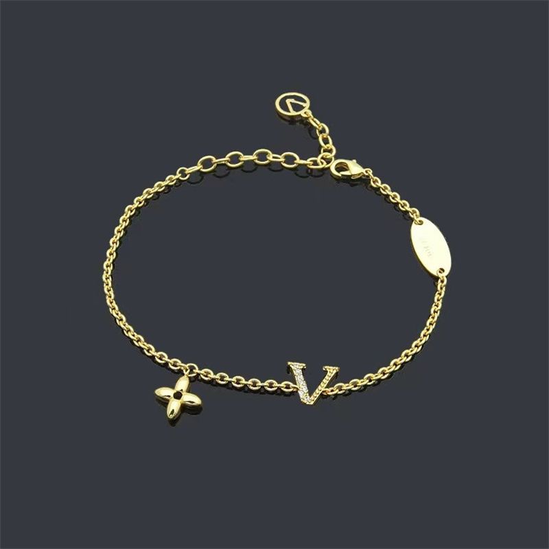 Designer Gold For Women Pendant Necklace Elegant L Necklaces High Quality Wedding Jewellery Letters Jewelry Party Gift Necklace Chain 00B4 - 4 of 5