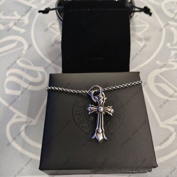chrome Necklace Bold Letter Cross Women chromes Necklaces Designer Brand Flower Pendant Chain Men chromed Jewelry Necklace A2Fr - Jewelry - dupehive